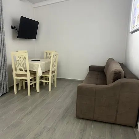 Deon Villa Avlonya